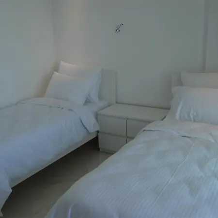 Neon Tuerkbuekue Villas Bodrum