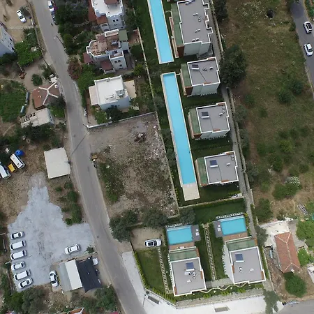 리조트 Neon Tuerkbuekue Villas *